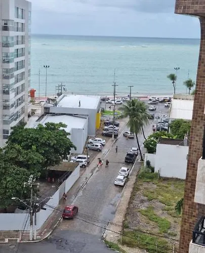Apartamento Na Praia De Ponta Verde Com Piscina